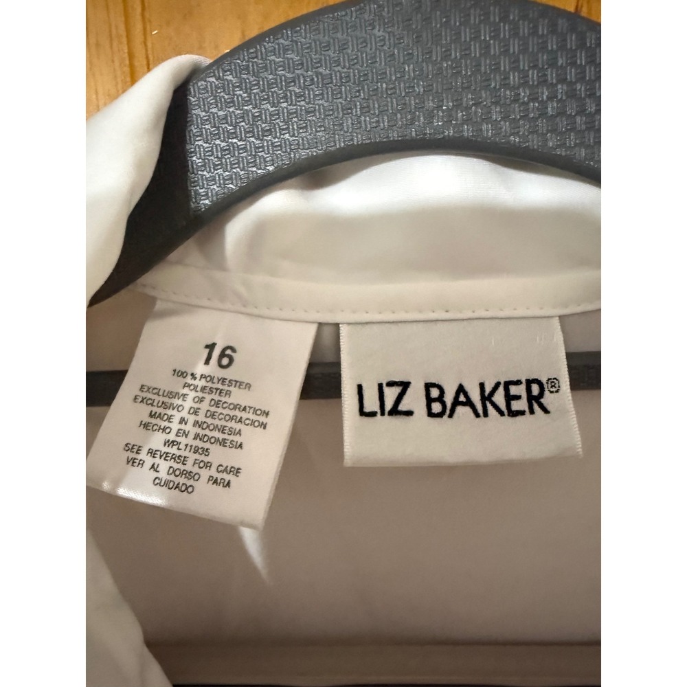 Liz Baker White Embroidered Floral Pearl Button Up Short Sleeve Blouse Women 16 - Picture 3 of 7